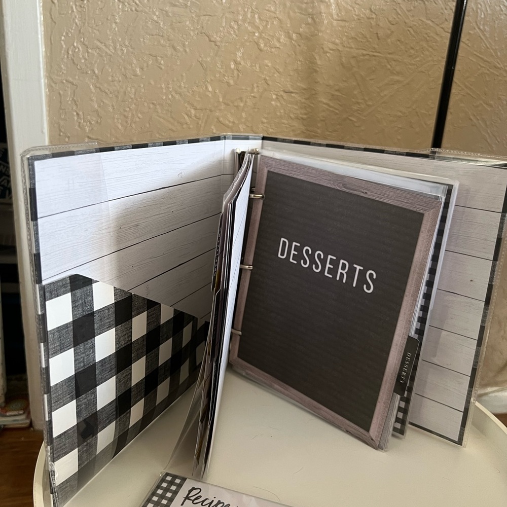 Recipe Book - Picture 3 of 3